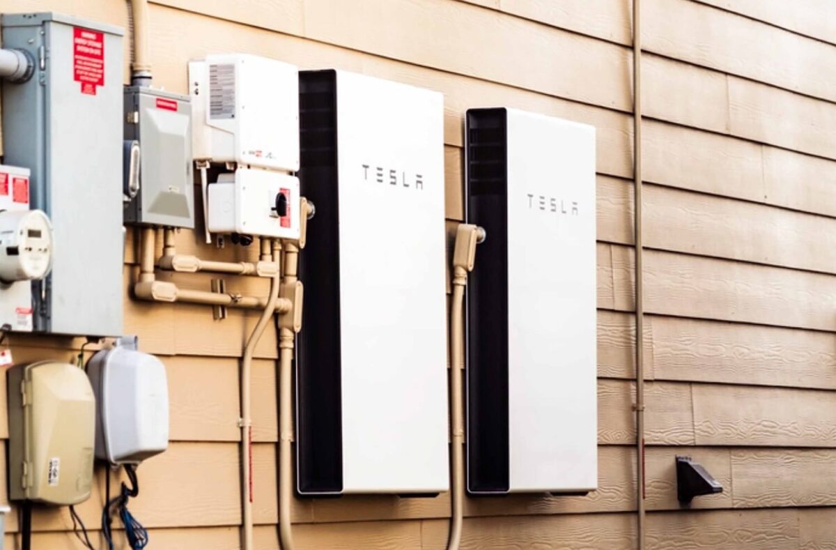 Home-battery-tesla
